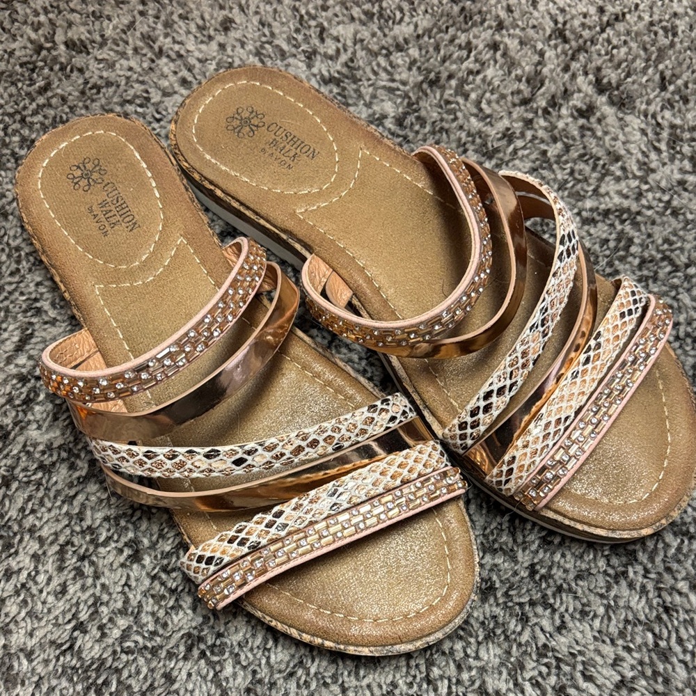 Cushion Walk Multi-strap Sandals in Tan and Gold